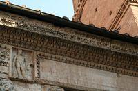 Arco degli Argentari: iscrizione con rilievo di Ercole