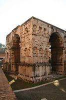 Arco quadrifronte di Giano