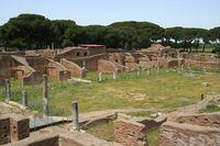 Terme di Nettuno: presso una delle terme di Ostia Agostino cercò conforto inutilmente alla morte di Monica