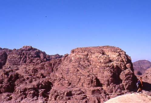 Petra. L'antico sito di Umm al-Biyarah, visto dall'Ara sacrificale 