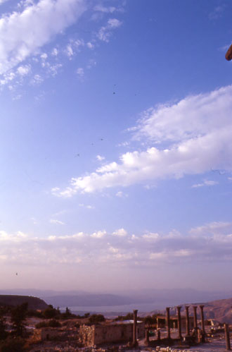 Panorama da Umm Qays verso il lago di Tiberiade 